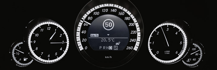 E-Class Estate Drive System & Chasis Automatic climate control